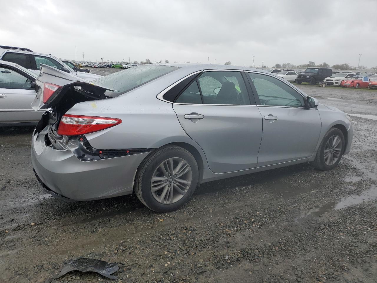 2017 Toyota Camry - Image 3