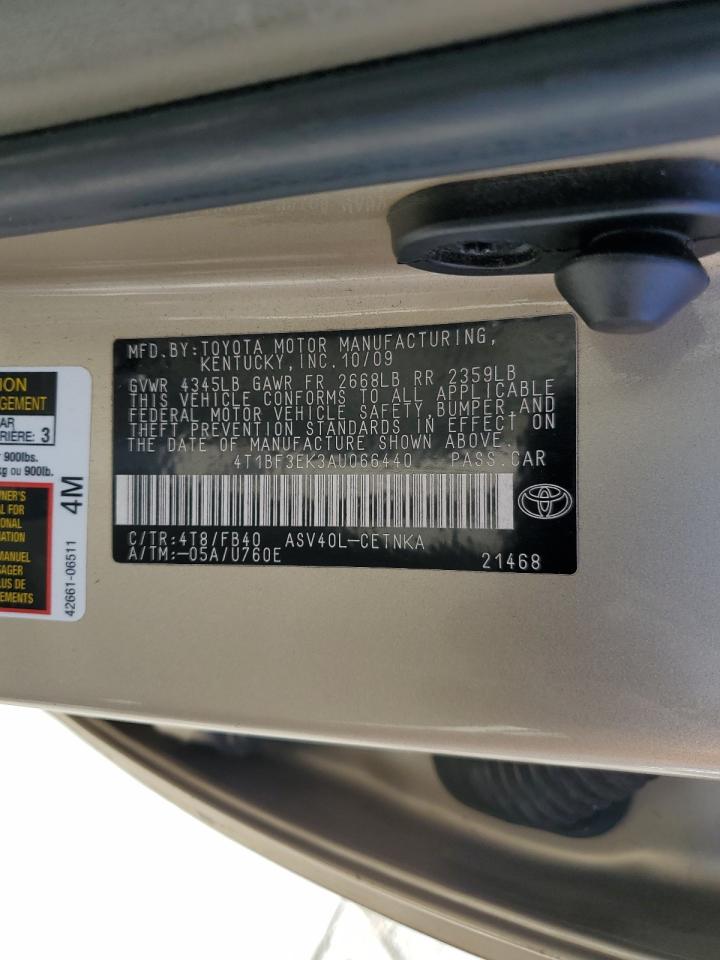 2010 Toyota Camry - Image 13
