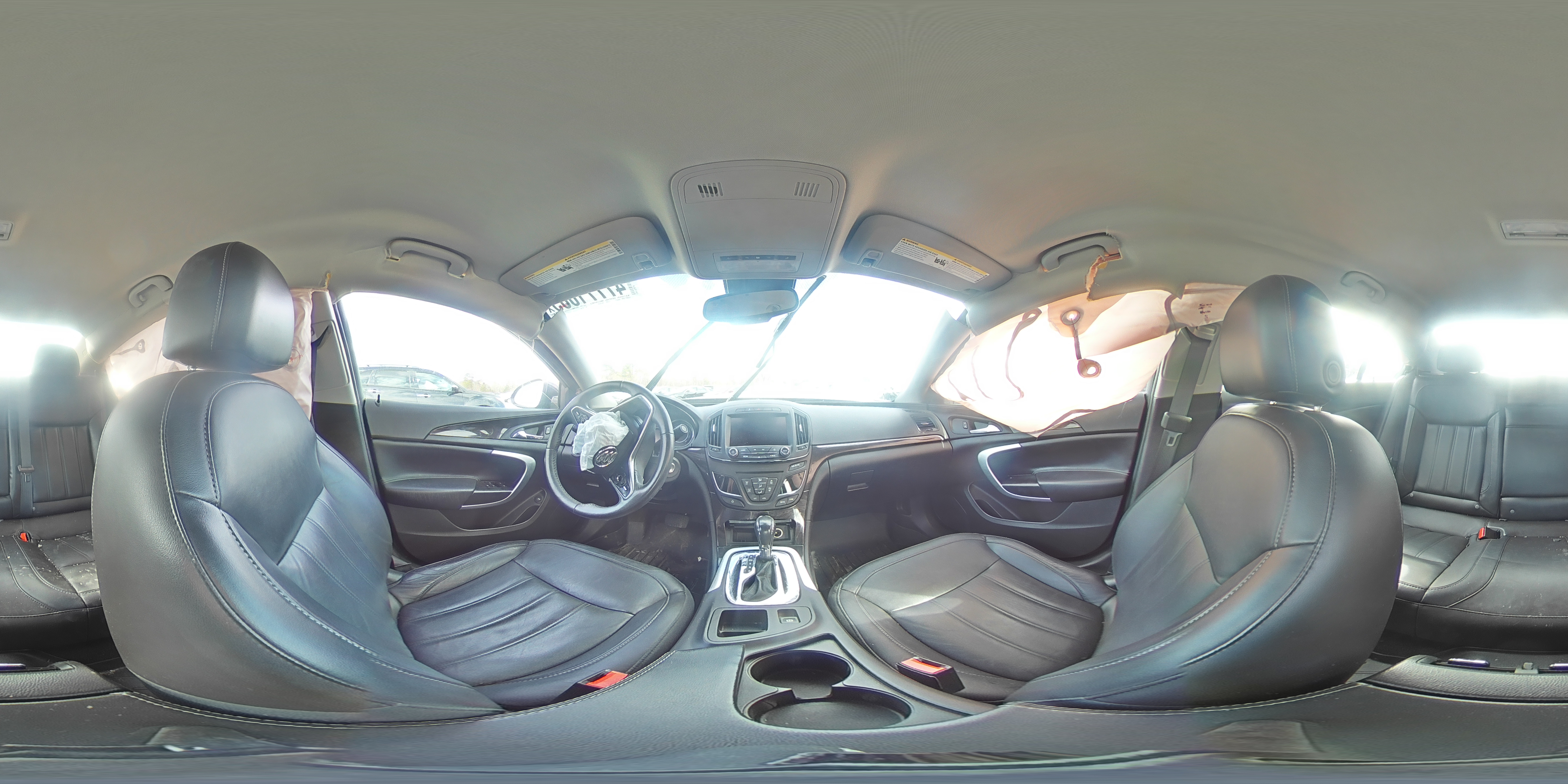 2015 Buick Regal - Image 13