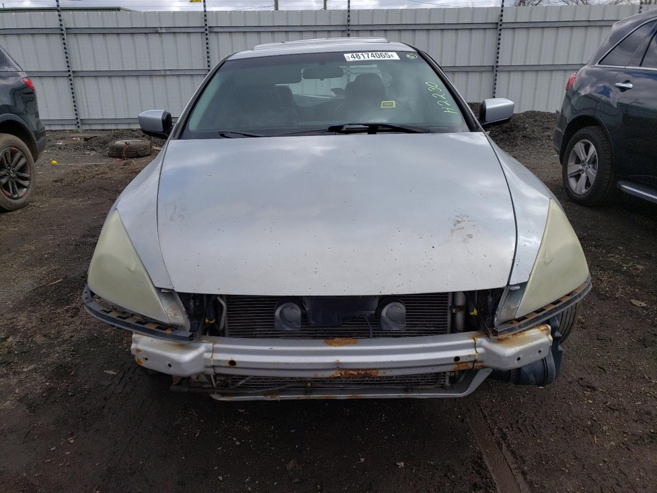 2004 Honda Accord - Image 5