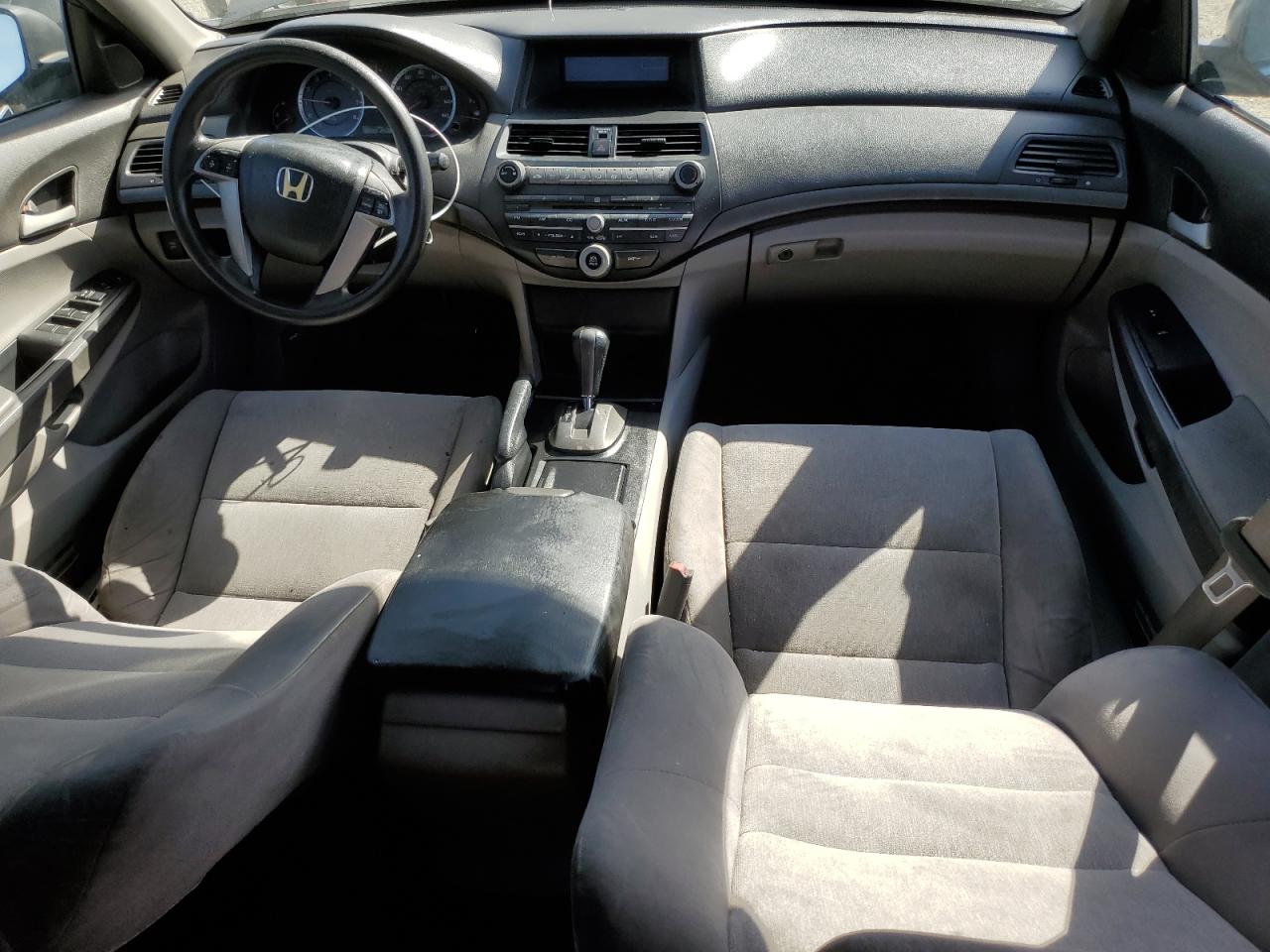 2010 Honda Accord - Image 8