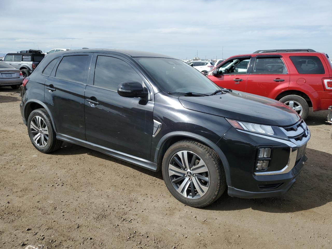 2020 Mitsubishi Outlander - Image 4