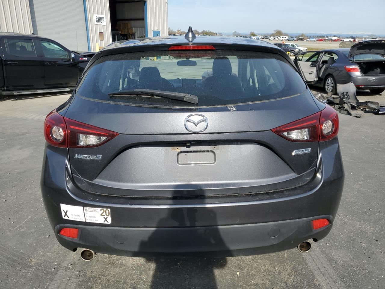 2014 Mazda 3 - Image 6