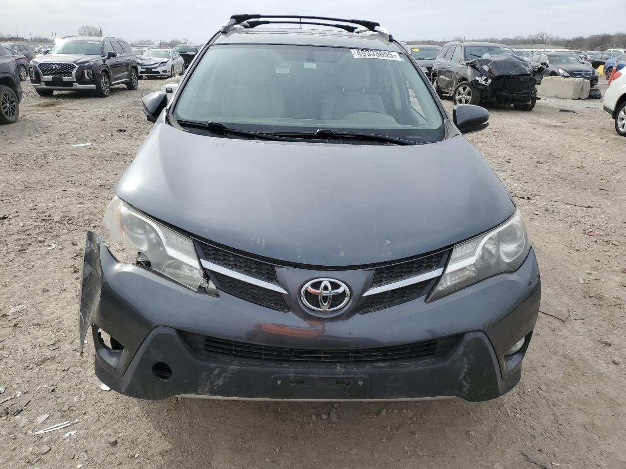 2015 Toyota RAV 4 - Image 5