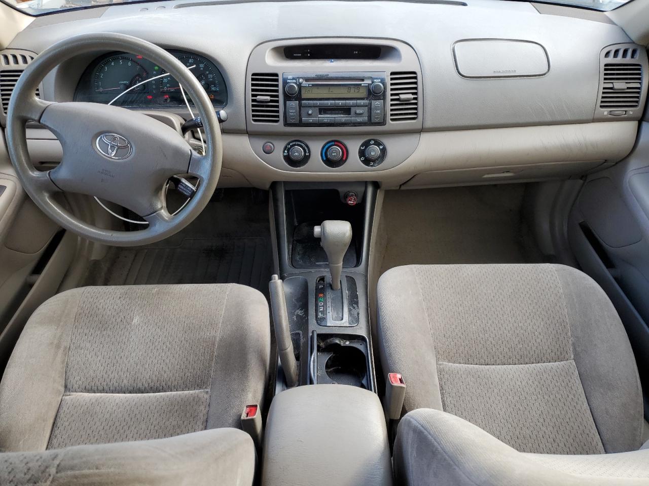 2002 Toyota Camry - Image 8