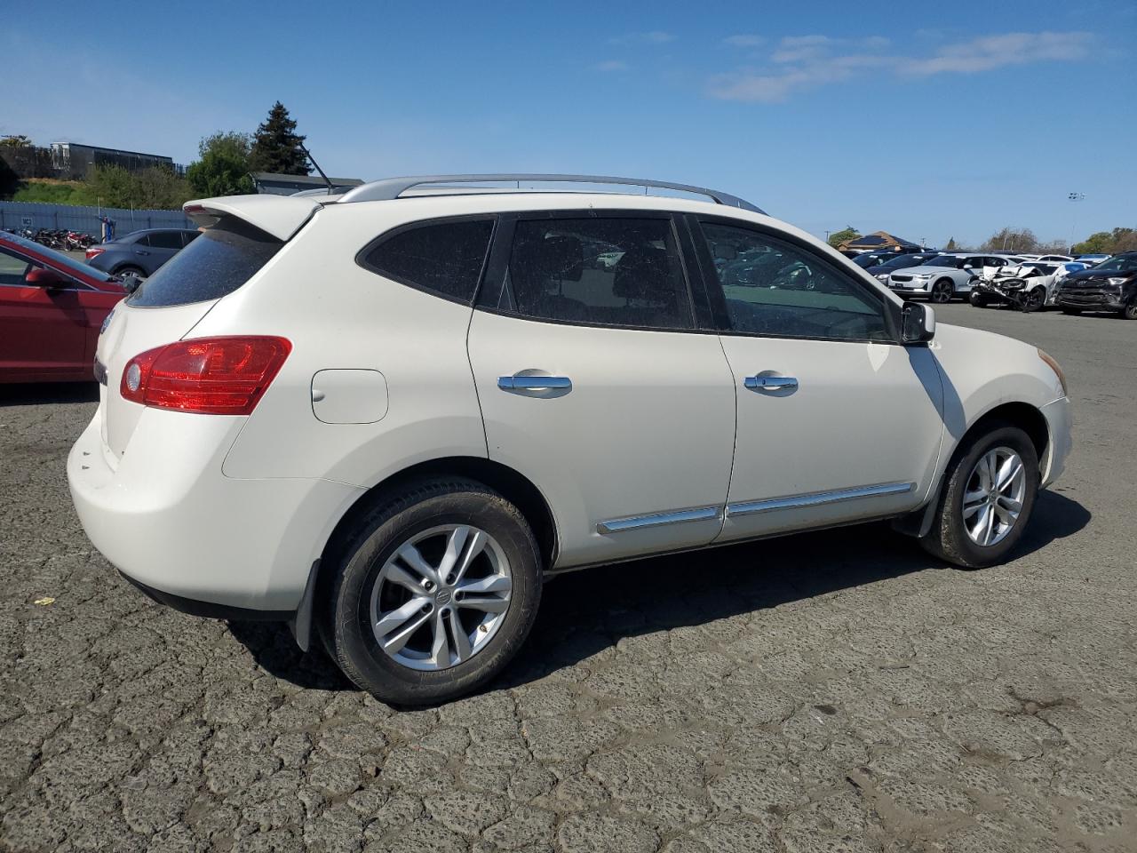 2012 Nissan Rogue - Image 3