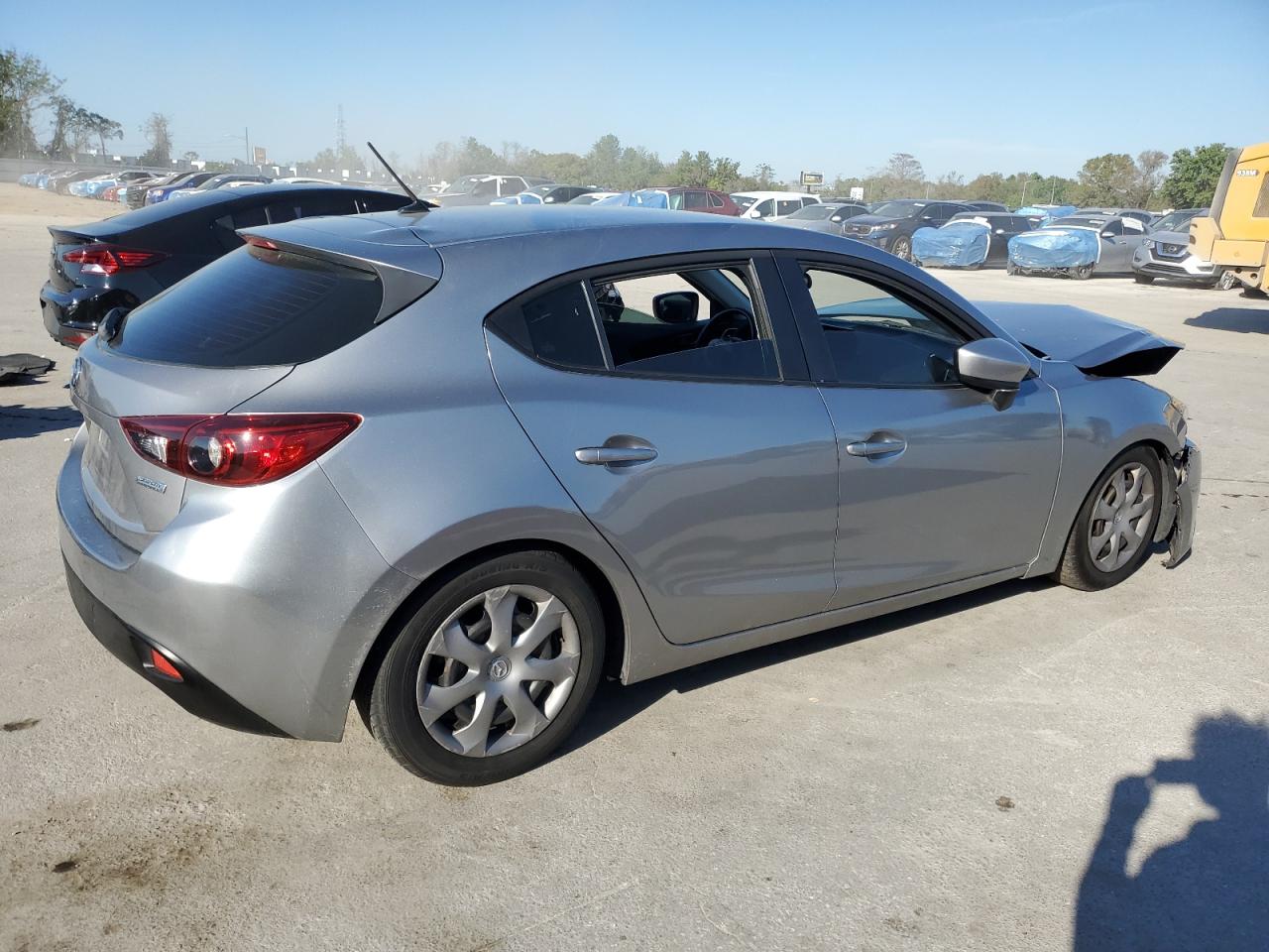 2014 Mazda 3 - Image 3