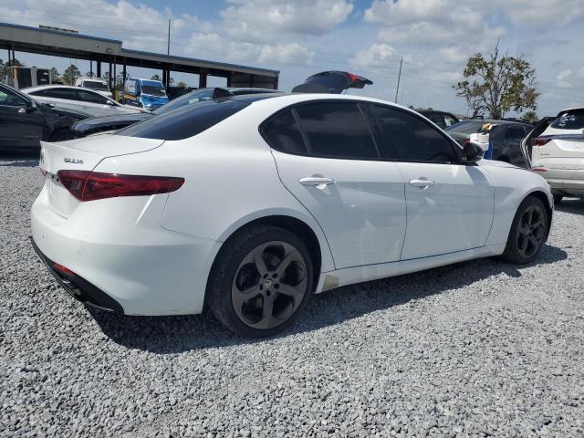  ALFA ROMEO GIULIA 2017 Белый