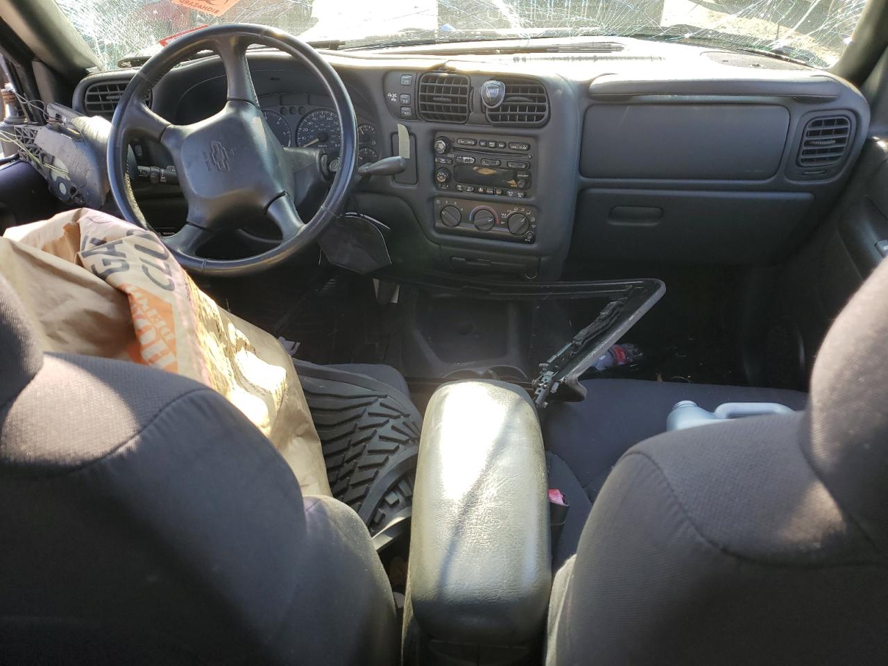 2003 Chevrolet Blazer - Image 8