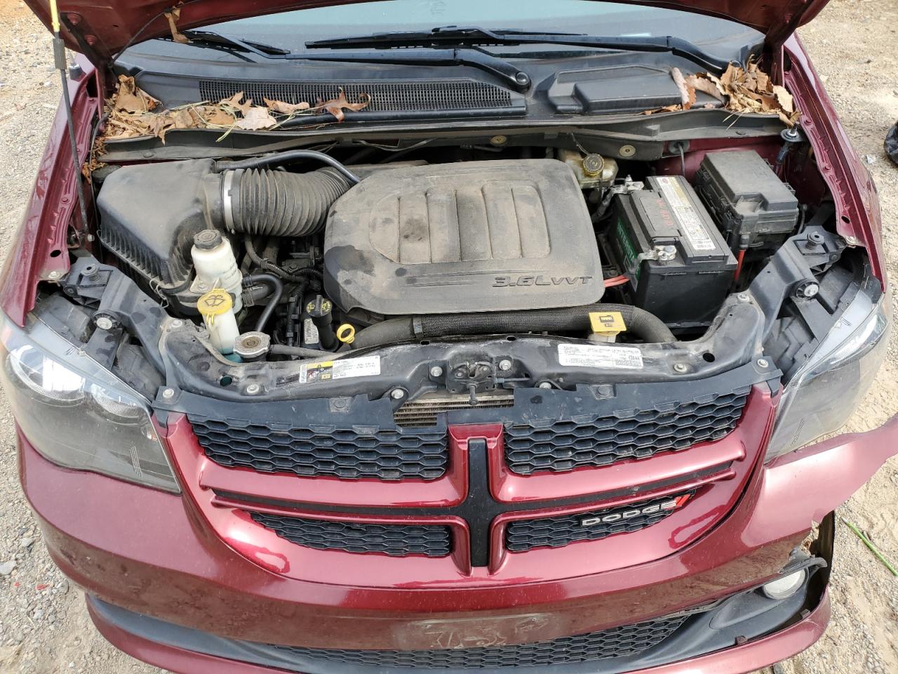 2019 Dodge Caravan - Image 12