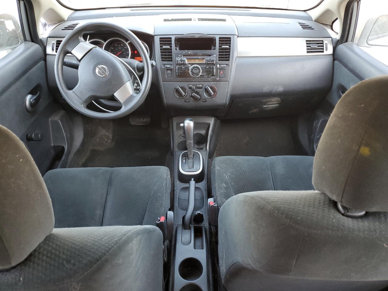 2011 Nissan Versa - Image 8