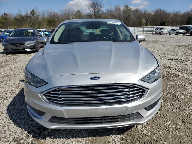  FORD FUSION 2017 Серебристый