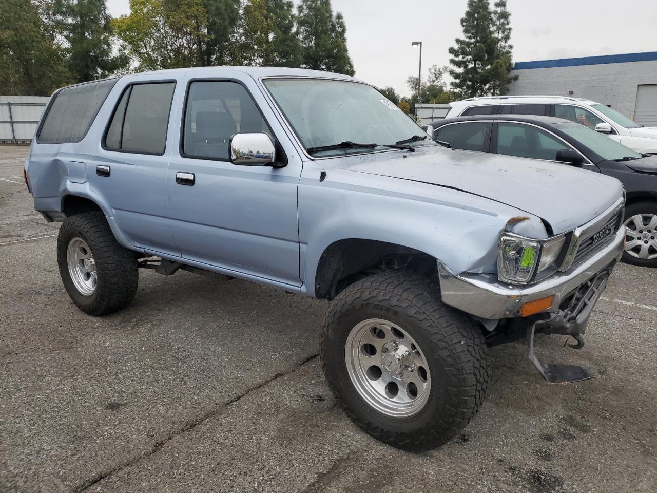 1990 Toyota 4Runner - Image 4