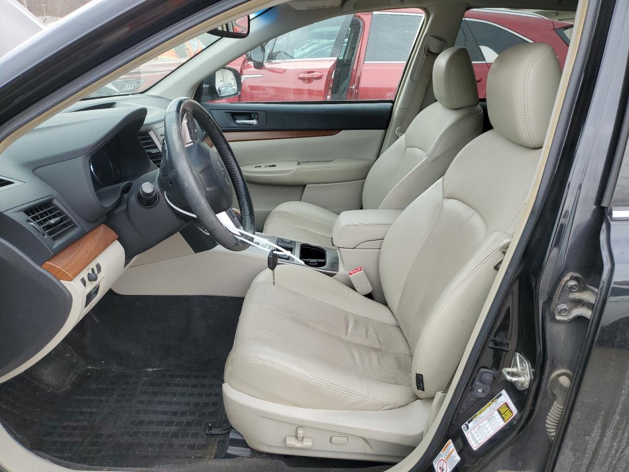 2014 Subaru Outback - Image 7