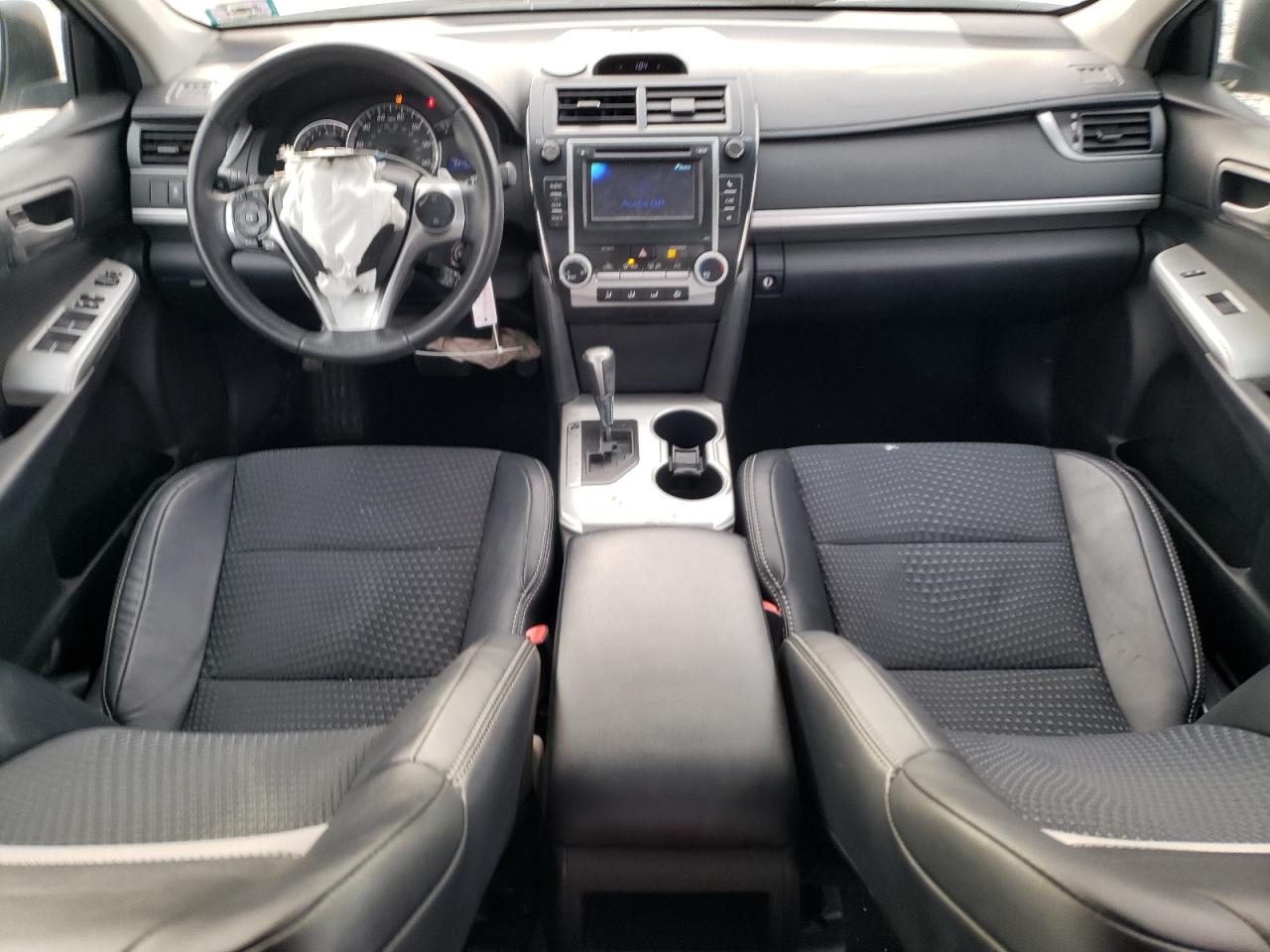 2012 Toyota Camry - Image 8
