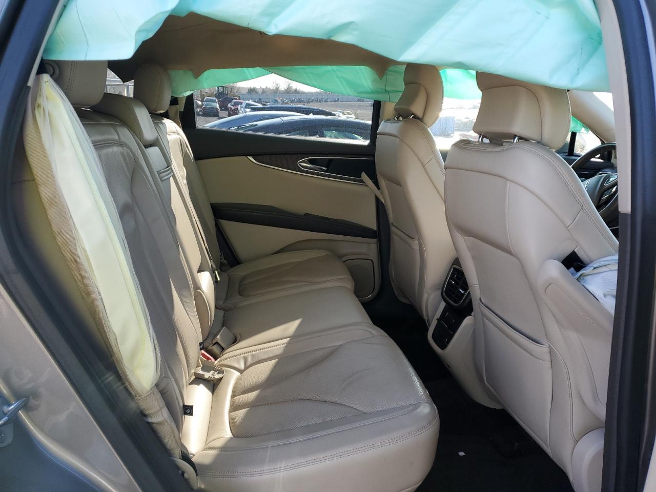 2017 Lincoln MKX - Image 11