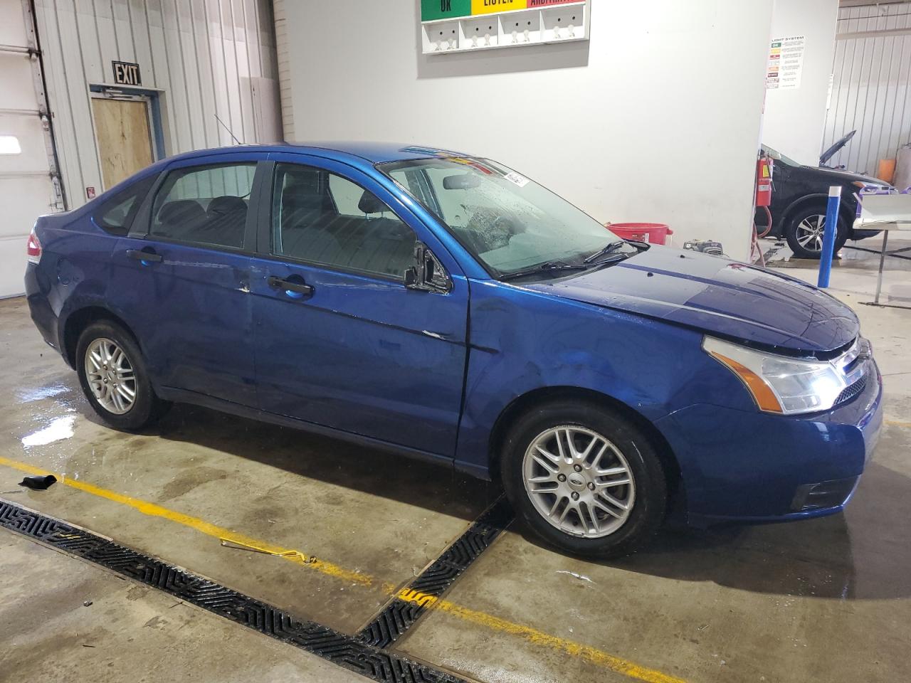 2009 Ford Focus - Image 4