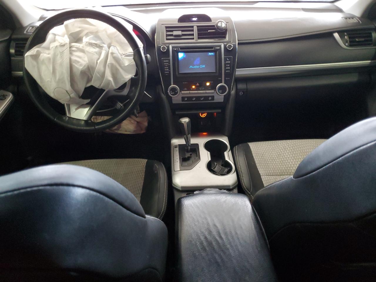 2012 Toyota Camry - Image 8