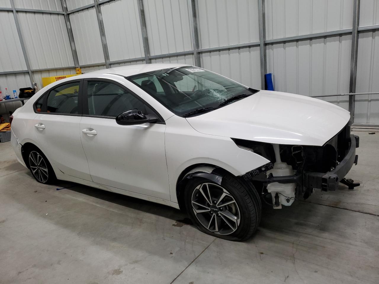 2022 Kia Forte - Image 4