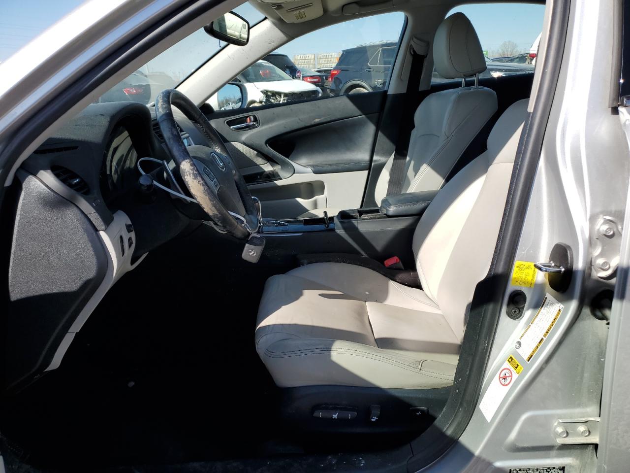 2012 Lexus IS - Image 7