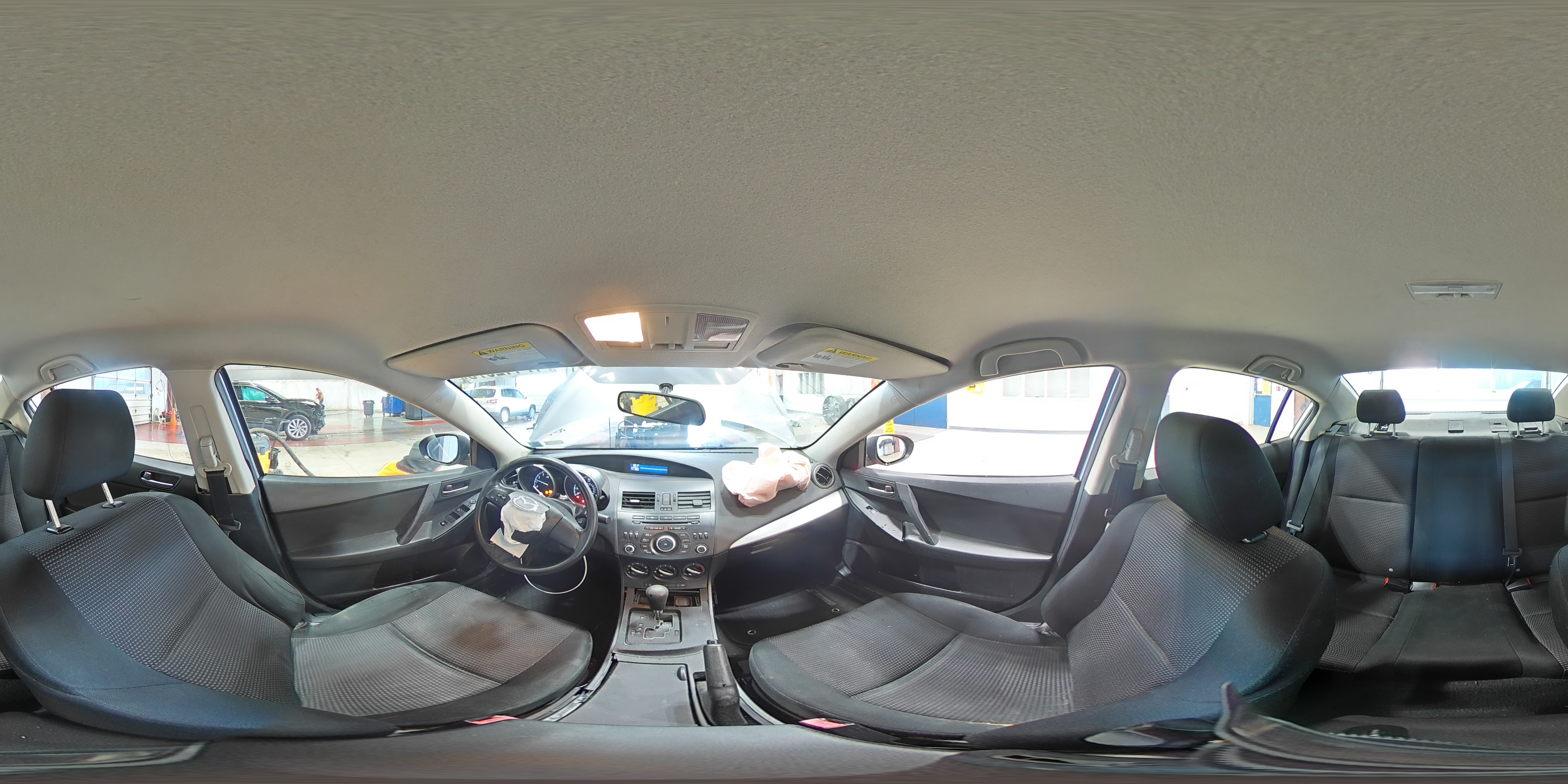 2013 Mazda 3 - Image 14