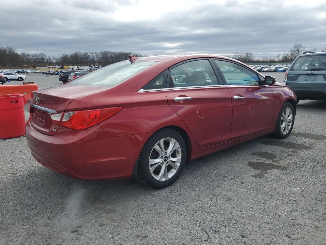 2013 Hyundai Sonata - Image 3