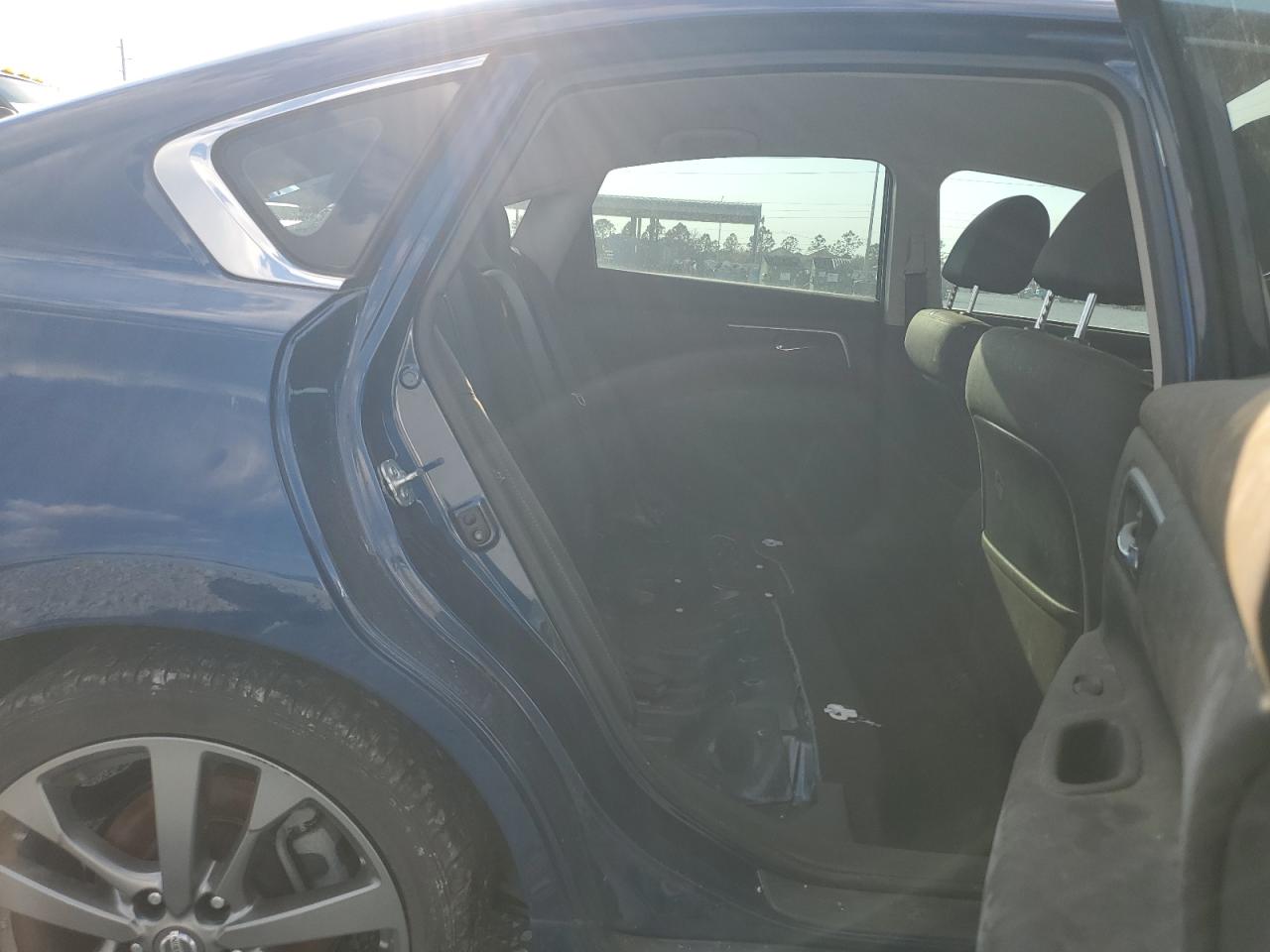 2018 Nissan Altima - Image 11