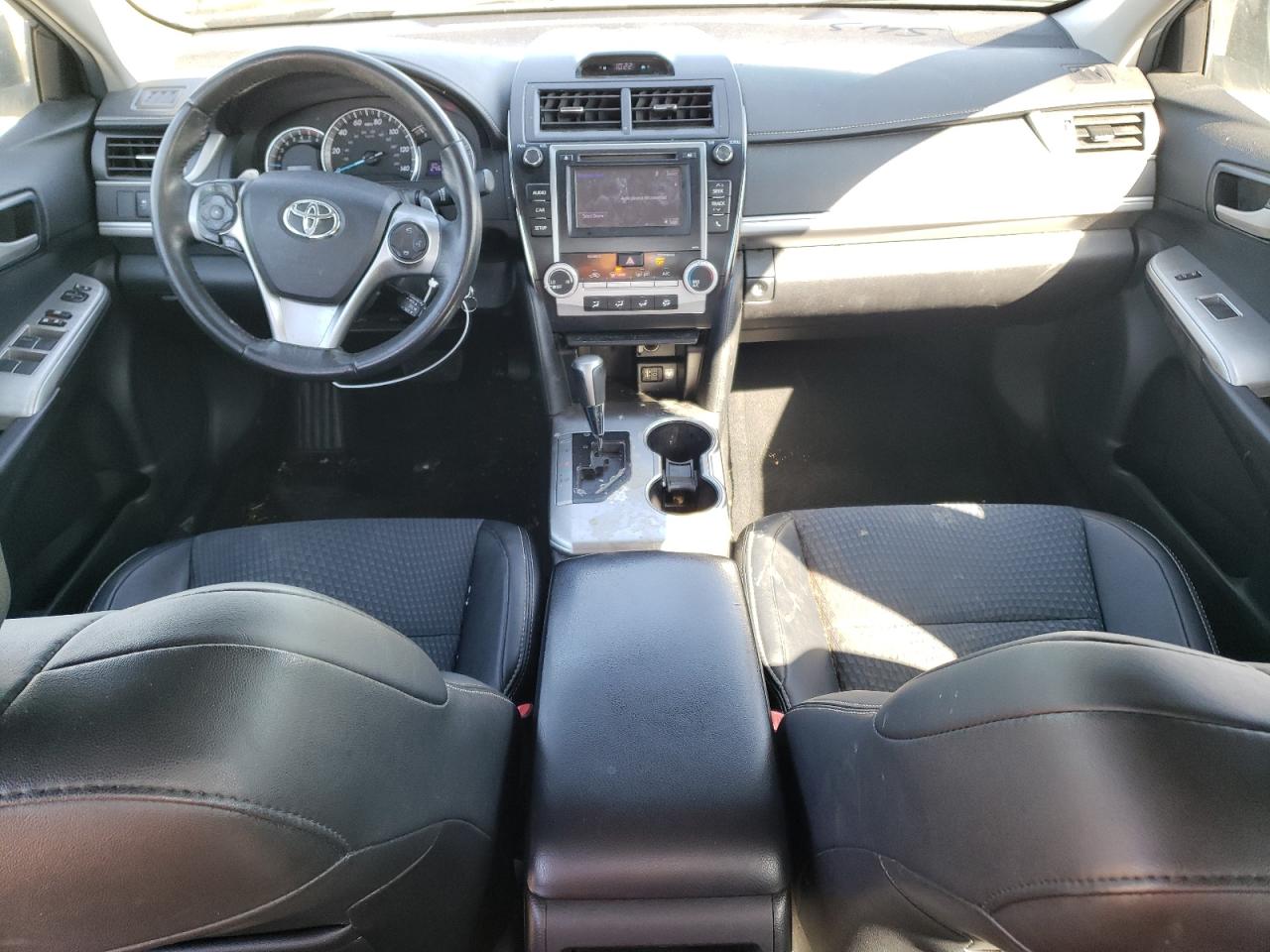 2014 Toyota Camry - Image 8