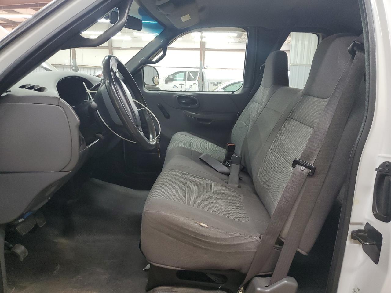 2001 Ford F-150 - Image 7