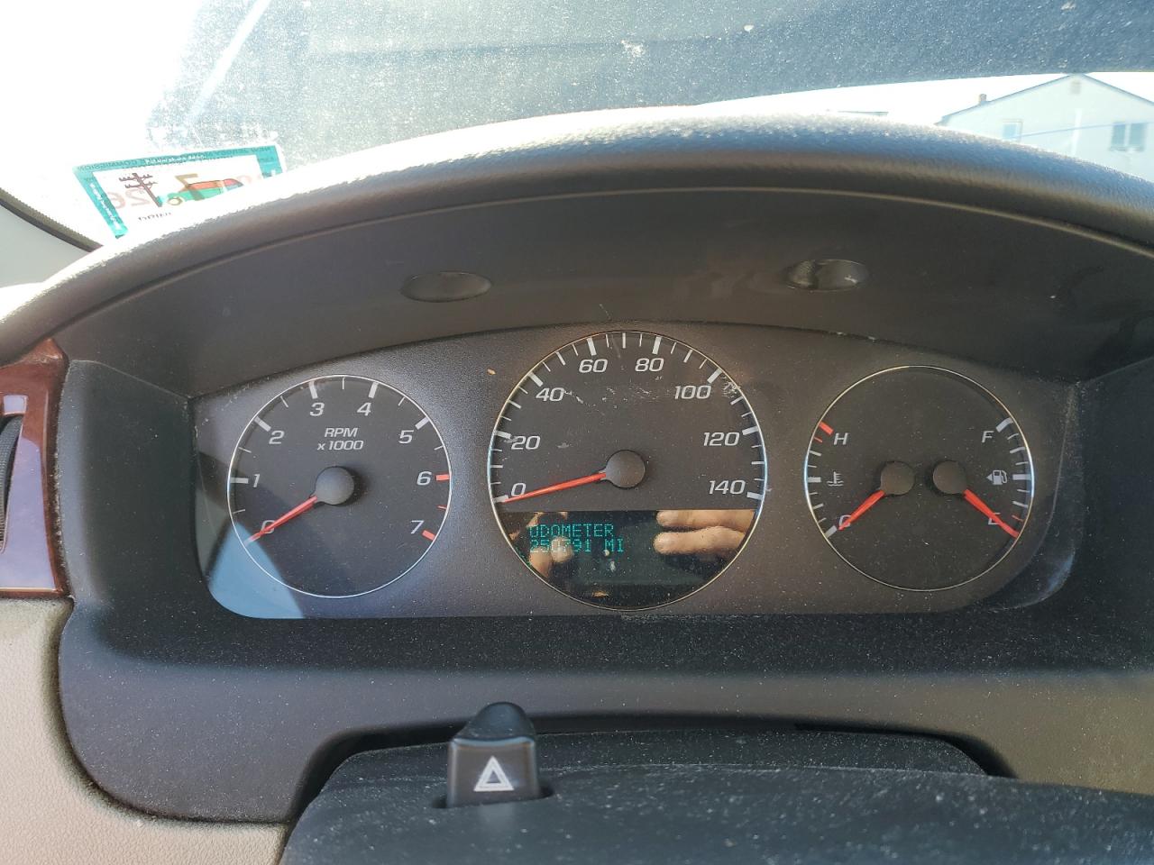 2009 Chevrolet Impala - Image 9