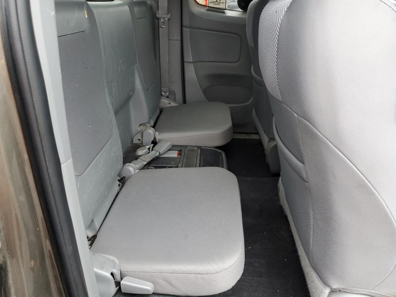 2013 Toyota Tacoma - Image 10