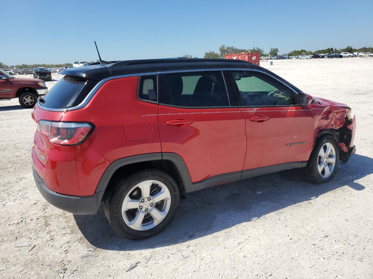 2018 Jeep Compass - Image 3