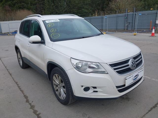 2011 VOLKSWAGEN TIGUAN MAT