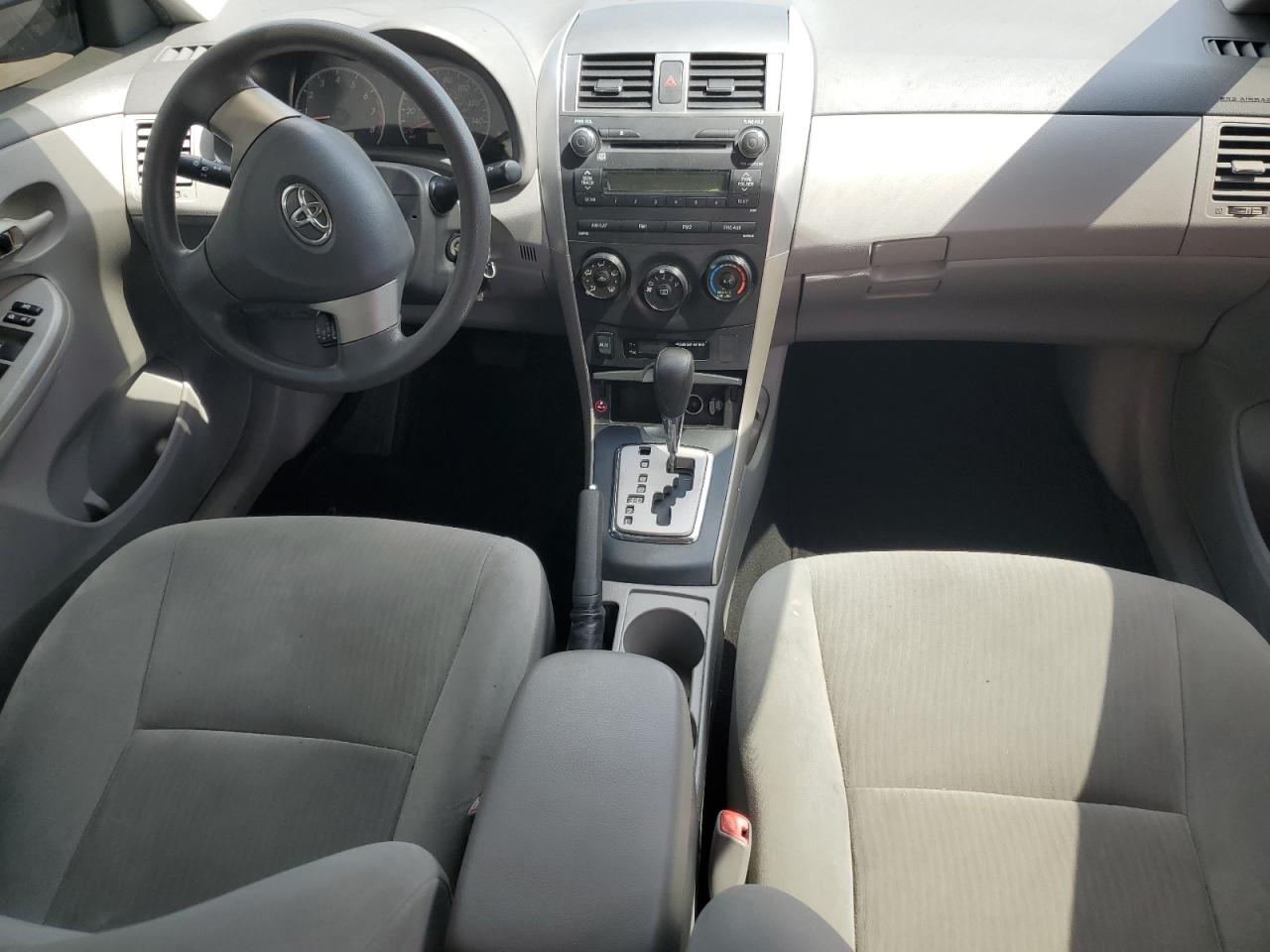 2010 Toyota Corolla - Image 8