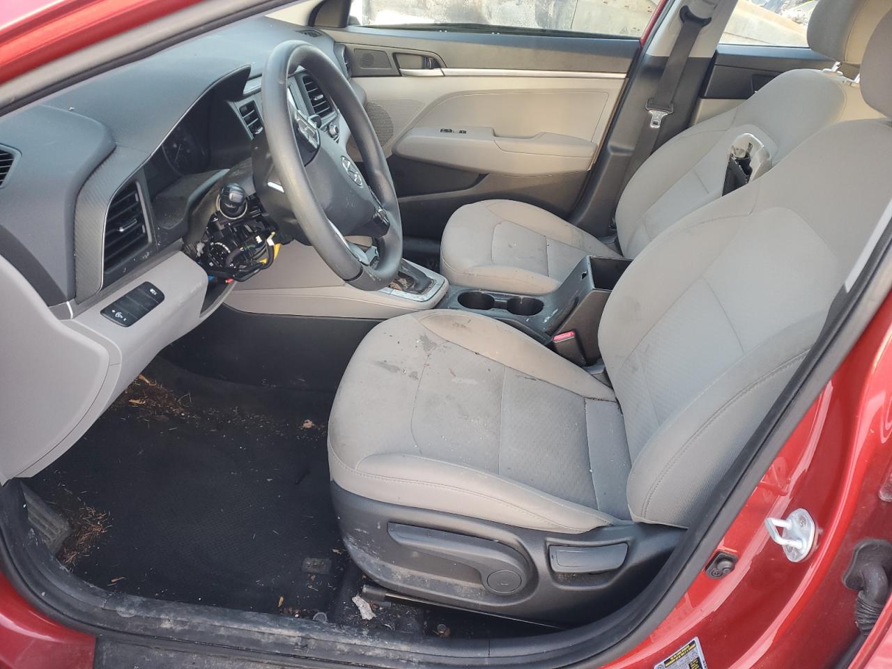 2019 Hyundai Elantra - Image 7