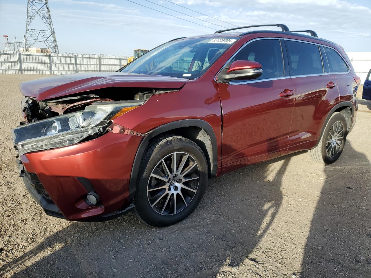 2018 Toyota Highlander - Image 1