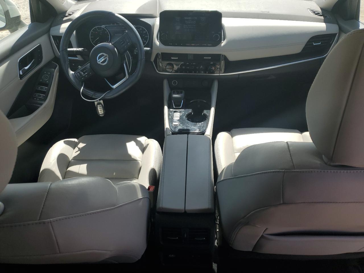 2021 Nissan Rogue - Image 8