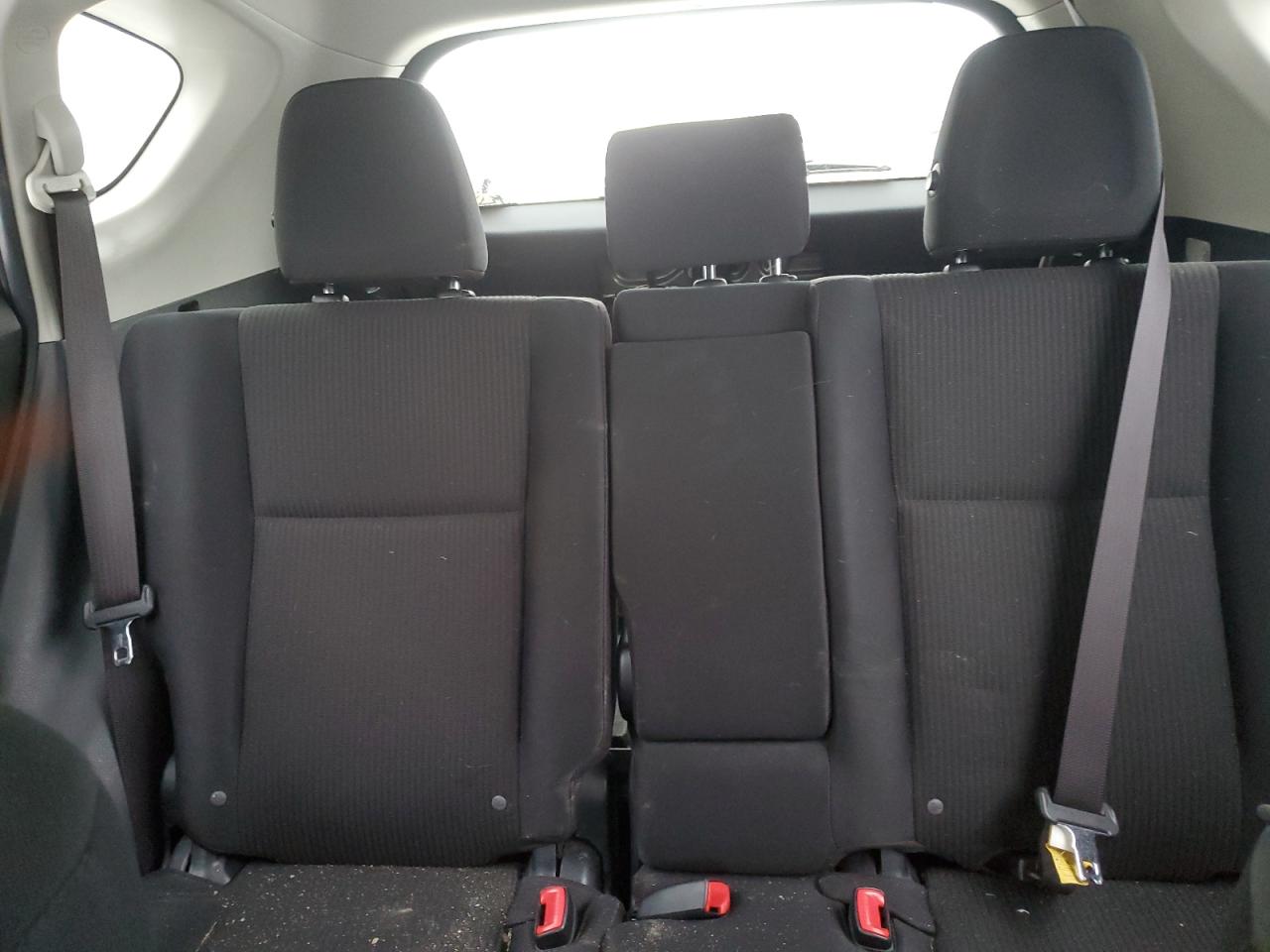 2015 Toyota RAV 4 - Image 10