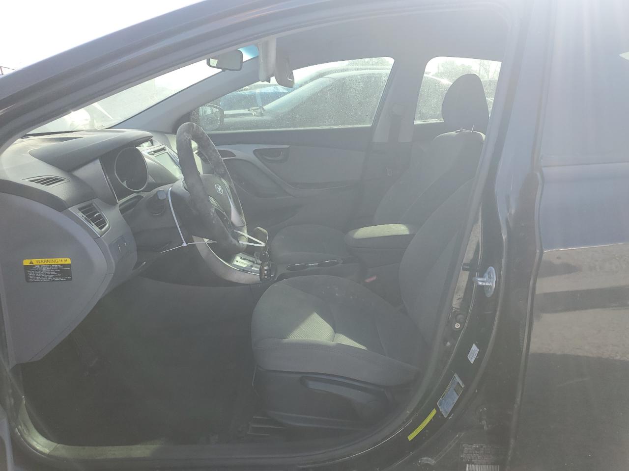 2011 Hyundai Elantra - Image 7