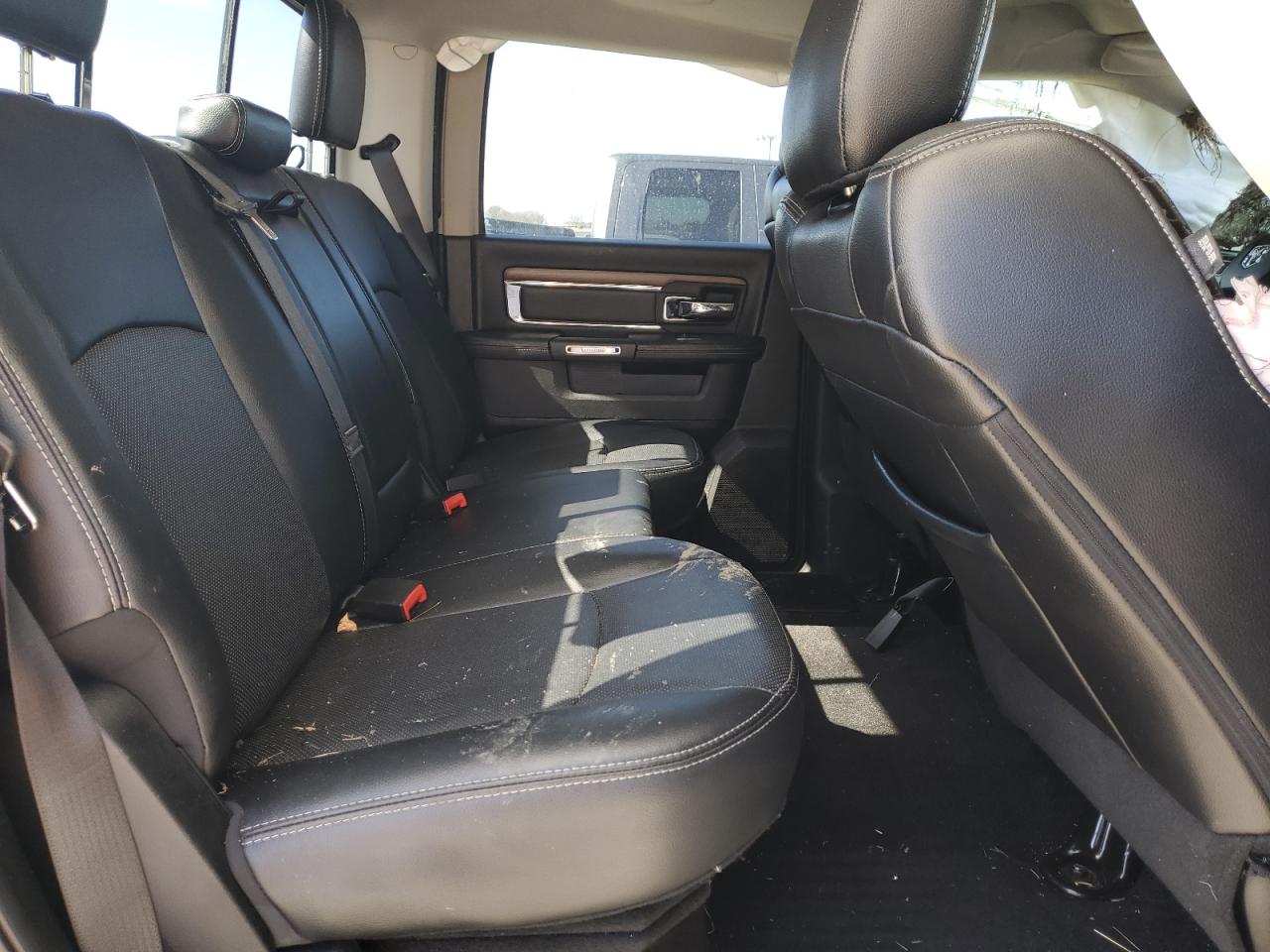 2017 RAM 1500 - Image 10