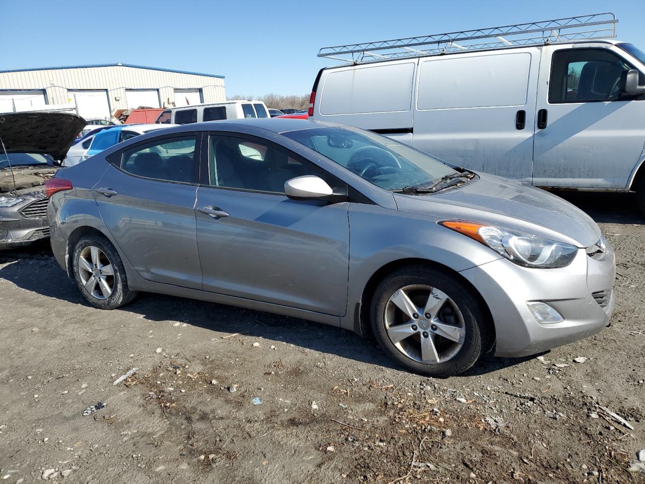 2013 Hyundai Elantra - Image 4