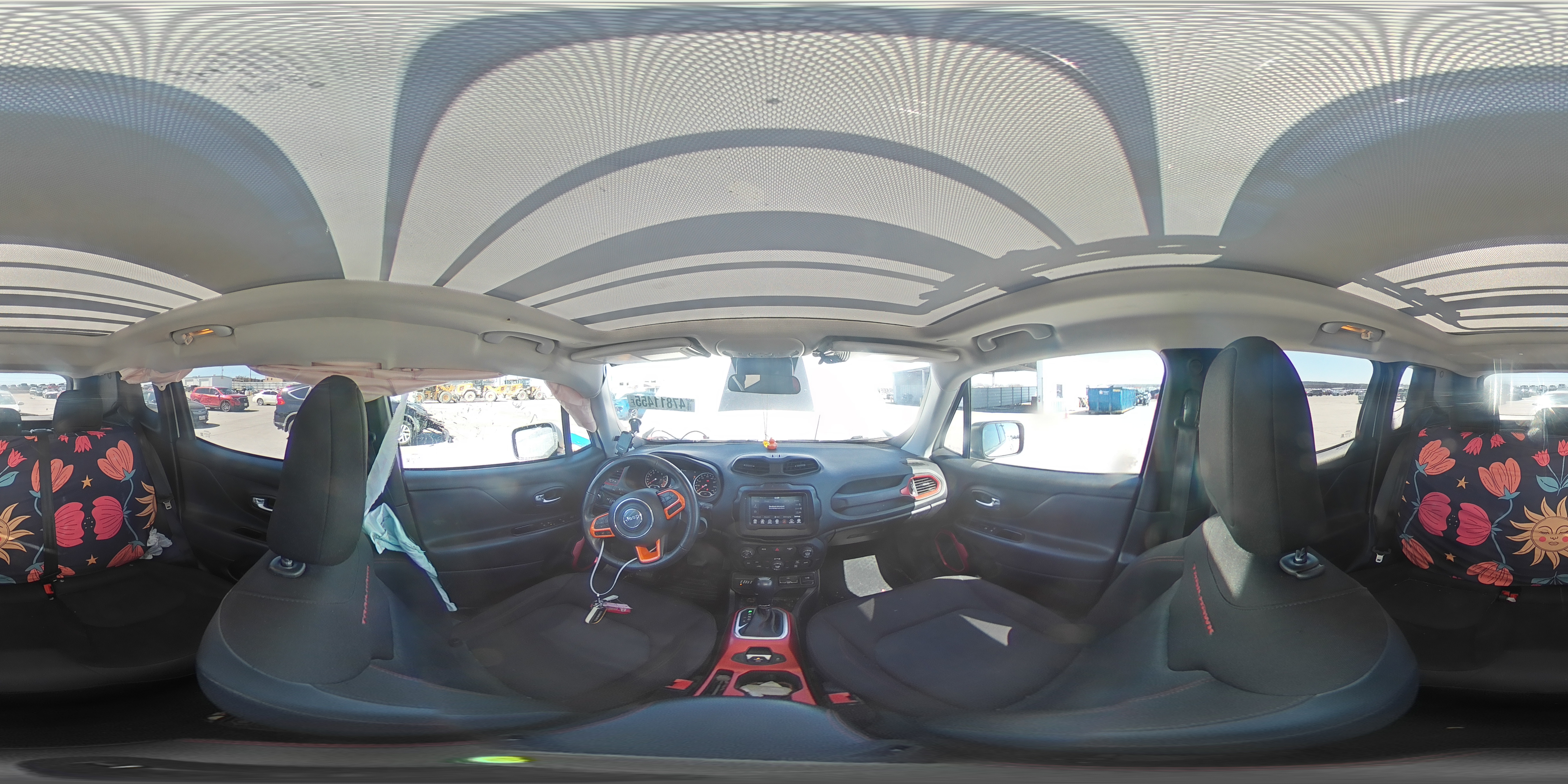 2018 Jeep Renegade - Image 14