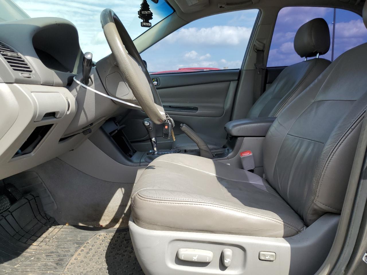 2006 Toyota Camry - Image 7
