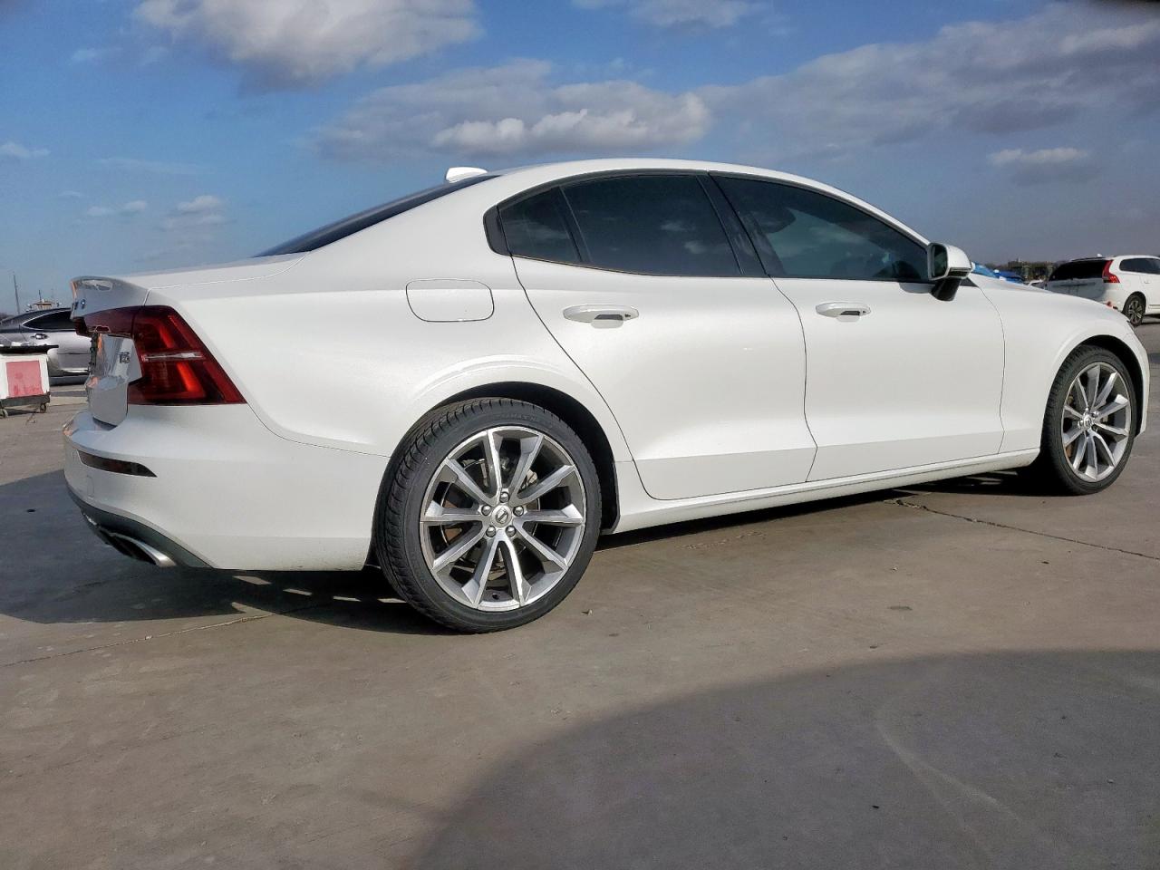 2021 Volvo S60 - Image 3