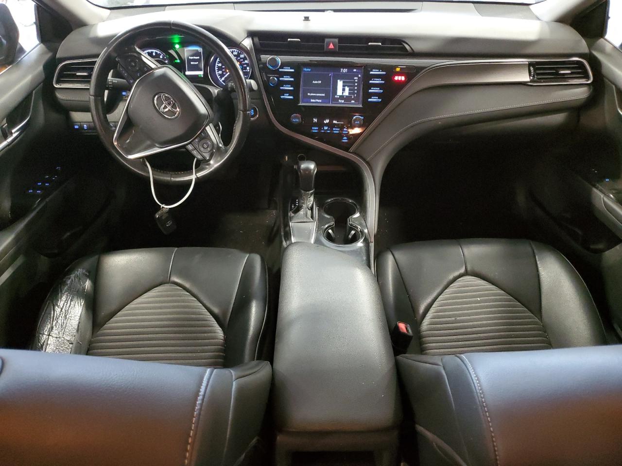 2019 Toyota Camry - Image 8