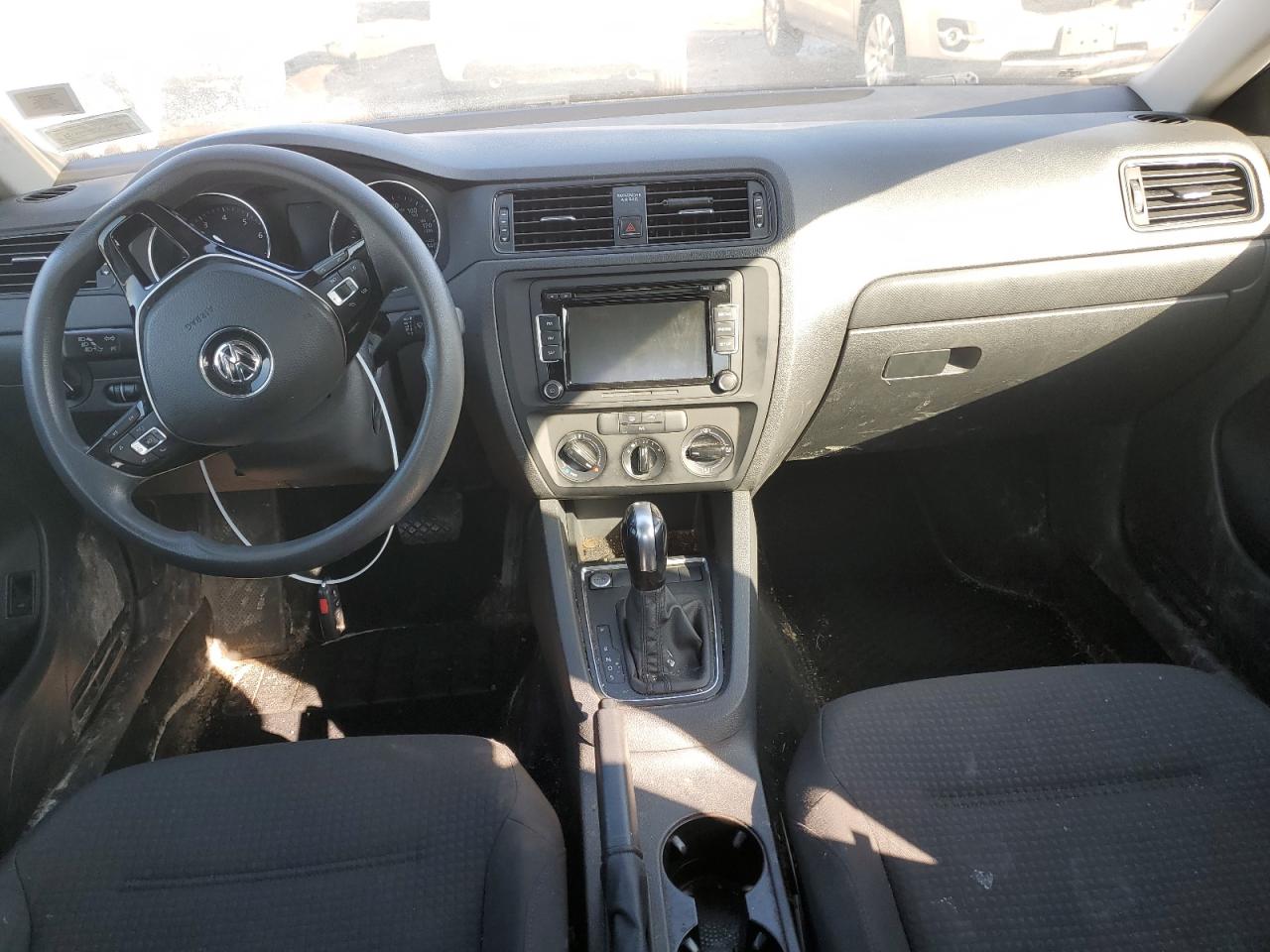 2015 Volkswagen Jetta - Image 8