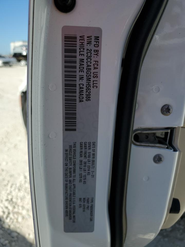 2021 Chrysler 300 - Image 13