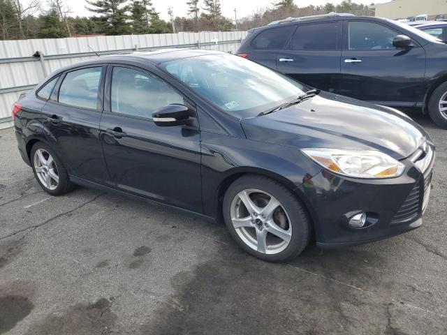 Sedans FORD FOCUS 2014 Czarny