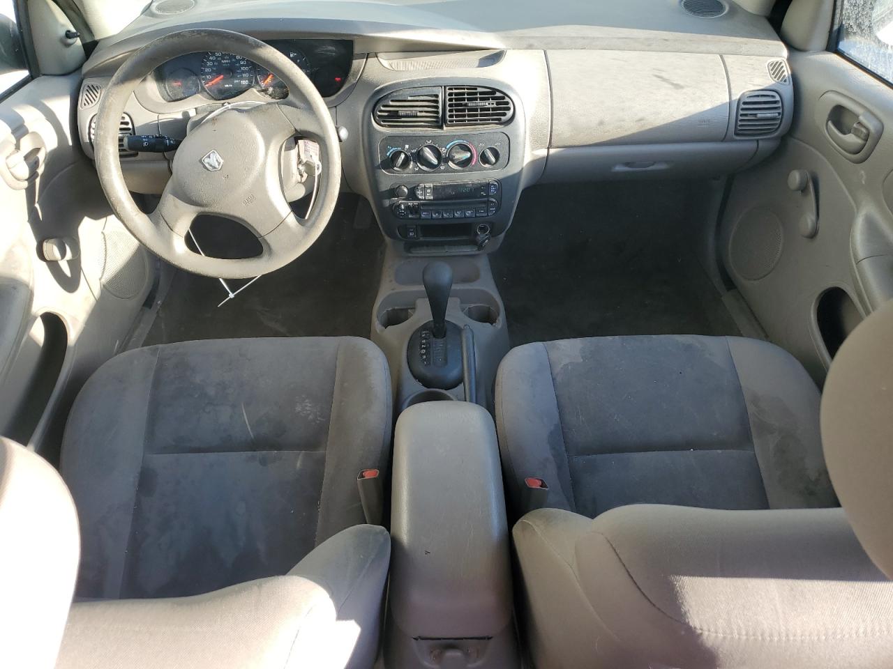 2003 Dodge Neon - Image 8