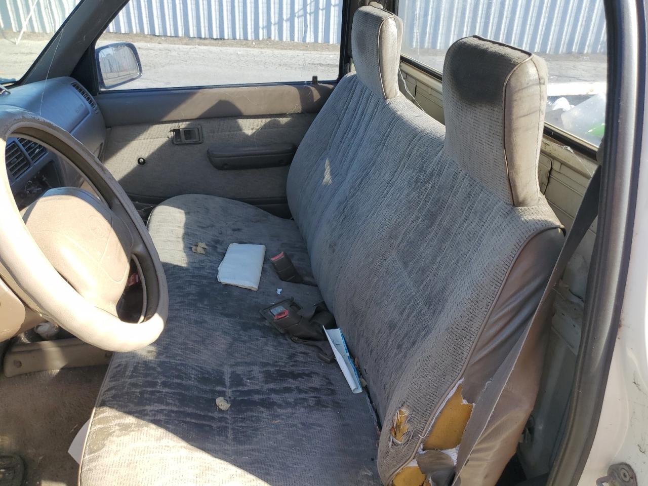 1998 Toyota Tacoma VIN: 4TANL42N4WZ151730 Lot: 49471105